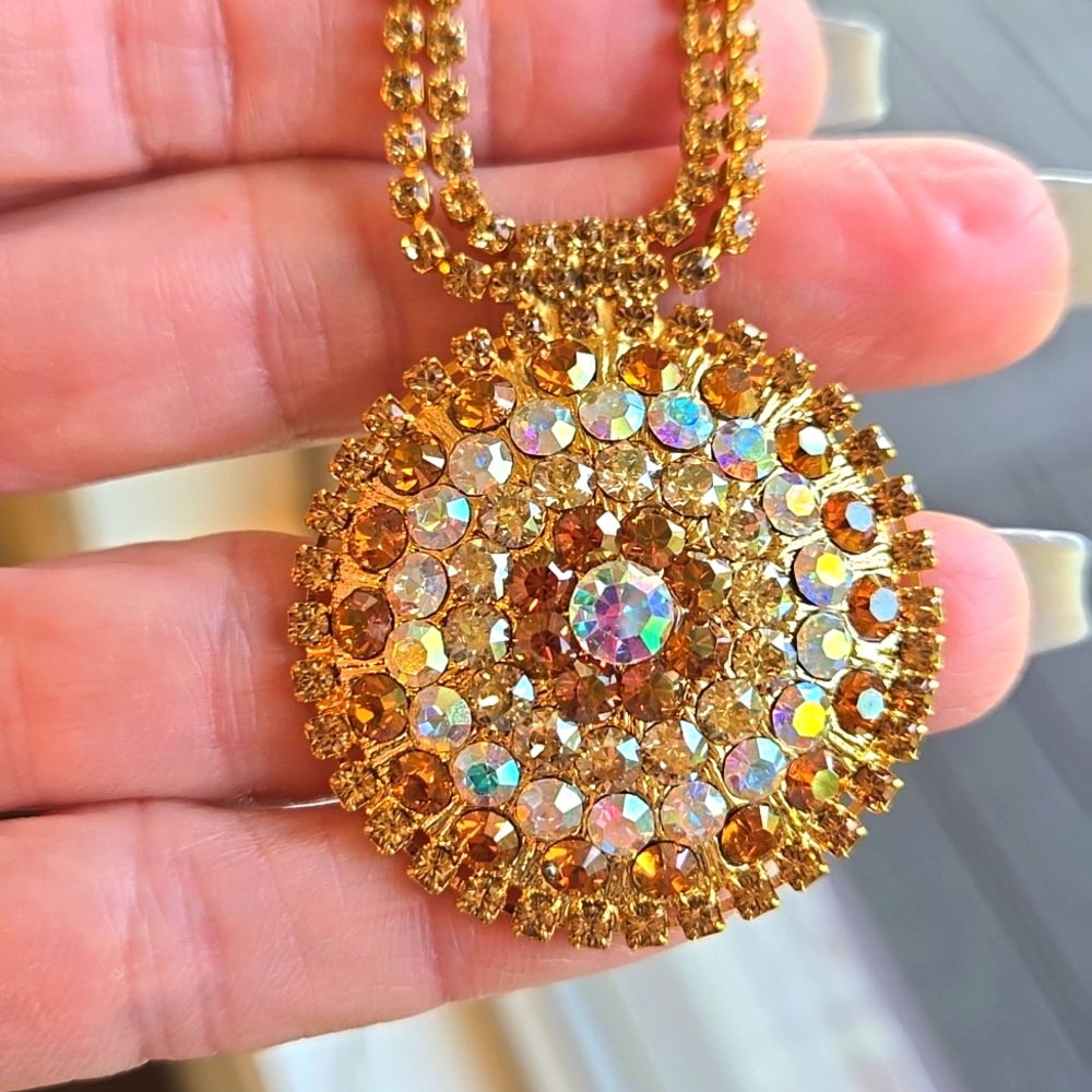 NWT RARE Swarovski Crystal Necklace - Picture 6 of 9